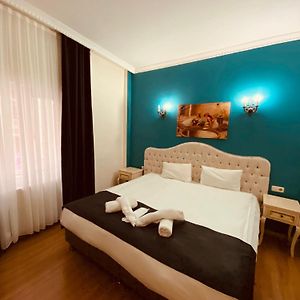 Adora Hotel